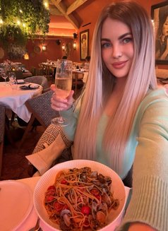 Amanda Independent - escort in Cannes Photo 1 of 30