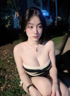 Amanda - puta in Jakarta Photo 4 of 4