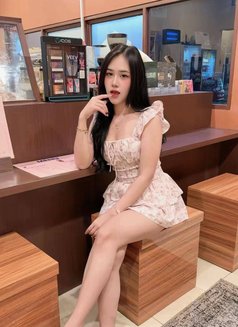 Amanda - escort in Jakarta Photo 3 of 4