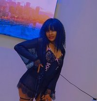 Amanda - Intérprete de adultos in Khobar