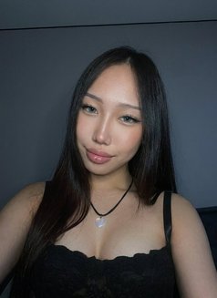 Amanda Lusty Licker - puta in Hong Kong Photo 1 of 6