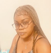 Amanda - escort in Bangkok Photo 3 of 4