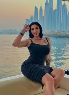 Amanda New - escort in Al Manama Photo 3 of 10