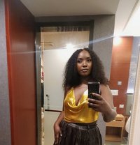 Amanda - puta in Yiwu