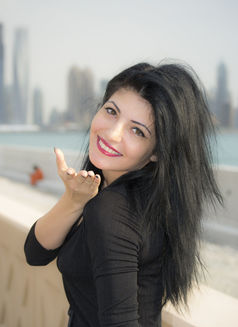 Amanda - escort in Dubai Photo 1 of 22