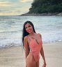 Amanda - puta in Phuket Photo 6 of 13