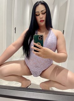 Amanda - Transsexual escort in Riyadh Photo 5 of 16