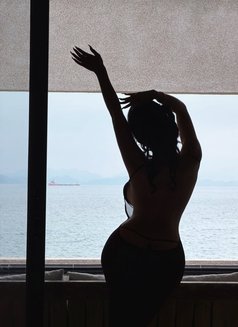 Amanda - escort in Tokyo Photo 11 of 12