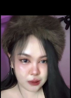 Amanda Vip - puta in Muscat Photo 3 of 6