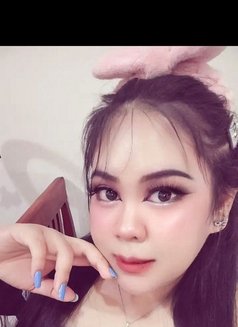 Amanda Vip - puta in Muscat Photo 4 of 6