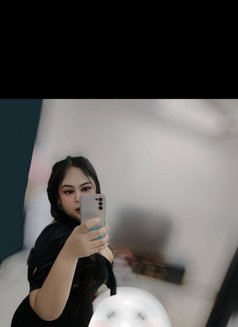 Amanda Vip - puta in Muscat Photo 6 of 6