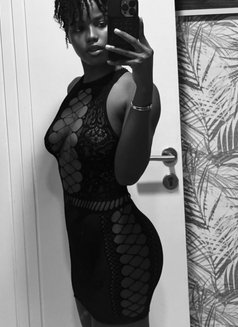 Amanda - wet pussy Squirter - escort in Kampala Photo 7 of 7