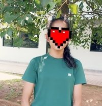 Amandi - escort in Colombo
