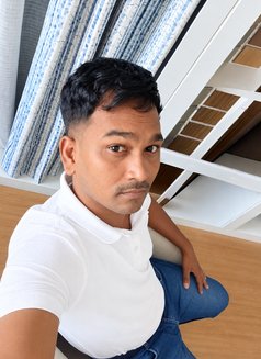 Real Amar - Acompañantes masculino in Pune Photo 3 of 14