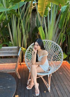 Amara Aprilia - escort in Bali Photo 5 of 6