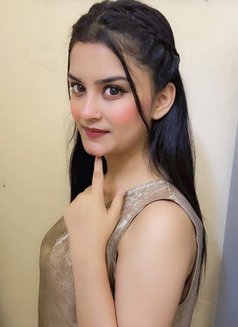 Amara cute - puta in Dubai Photo 7 of 9