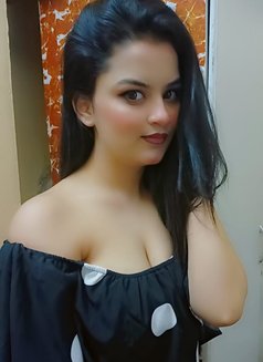 Amara cute - escort in Dubai Photo 6 of 8