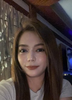 Amara - puta in Hong Kong Photo 5 of 9