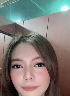 Amara - puta in Hong Kong Photo 7 of 9