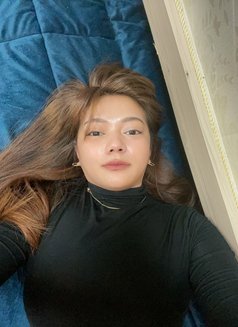 Amara - puta in Hong Kong Photo 9 of 9