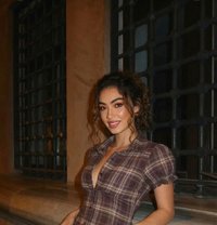 Amara - escort in Hamburg