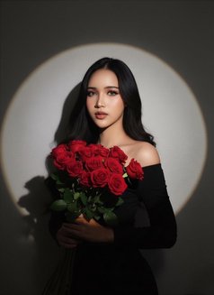 Amara Ladyboy New In DOWNTOWN - Transsexual escort in Dubai Photo 7 of 19