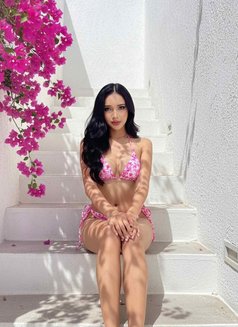 Amara Ladyboy New In DOWNTOWN - Transsexual escort in Dubai Photo 1 of 20