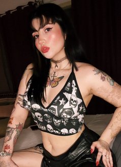 Amara - escort in Dubai Photo 2 of 8