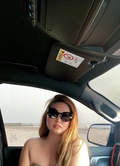 Amara - puta in Abu Dhabi Photo 1 of 6