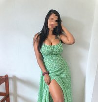 Amashi - escort in Colombo