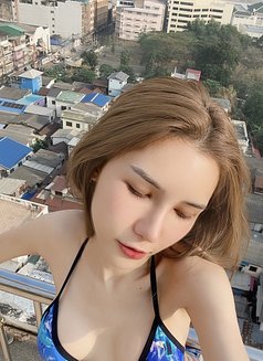 Amay - puta in Bangkok Photo 1 of 2