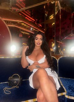 Amaya Hot - escort agency in Dubai Photo 21 of 23