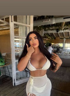 Amaya Hot - escort agency in Dubai Photo 22 of 23