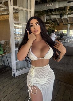 Amaya Hot - escort agency in Dubai Photo 24 of 24