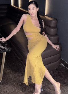 INDEPENDENT WOMEN ADELLA , VVIP SERVICE - puta in Jakarta Photo 2 of 3