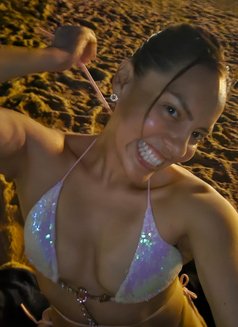 Amazing latina - escort in Abu Dhabi Photo 4 of 5