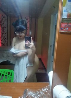 FUNtastic erotic Lilly Cruz - Acompañantes transexual in Manila Photo 4 of 30