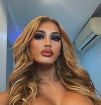 AMAZING MAXINE FOR COMPANIONSHIP PARTY - Transsexual escort in Bangkok