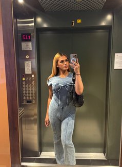 MISTRESS FOR SUB READY TO OWN & CONTROL - Transsexual escort in Bangkok Photo 27 of 29
