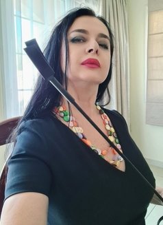 Amazing Mistress Dinah - dominatrix in Dubai Photo 8 of 30