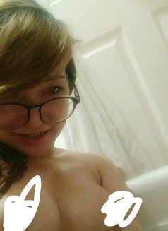 FUNtastic erotic Lilly Cruz - Transsexual escort in Manila Photo 15 of 30