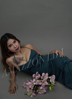 Amazzon Lilly - escort agency in Manila Photo 3 of 6