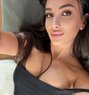 Amber Clyde - escort in Abu Dhabi Photo 1 of 6