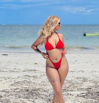 Amber - puta in Gurgaon