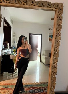 Amber - escort in Dubai Photo 9 of 15