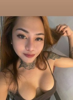 Amber - Transsexual escort in Angeles City Photo 8 of 10