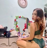 Amber - Transsexual escort in Manila