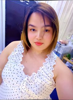 Amber - Transsexual escort in Riyadh Photo 6 of 7