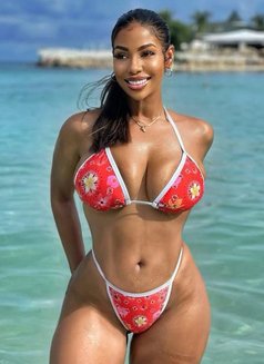 Amber - escort in Pune Photo 4 of 4