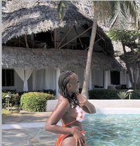 Amber - escort in Bali